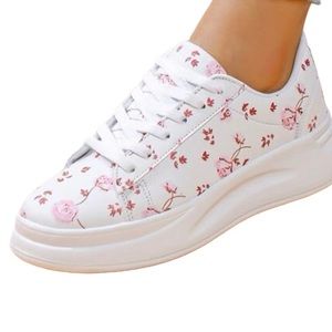 Floral Pattern Lace-up Front Skate Shoes Women